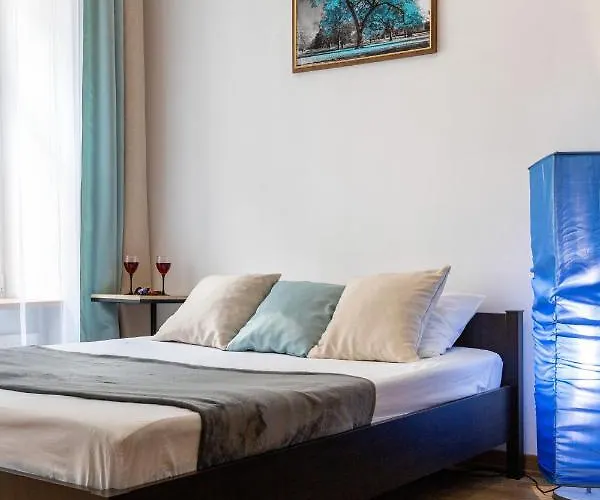 затишний відпочинок в центрі львова Lägenhet *