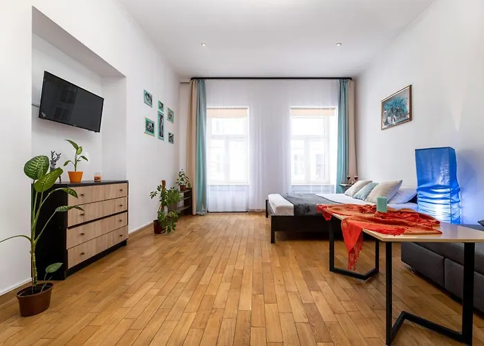 затишний відпочинок в центрі львова *