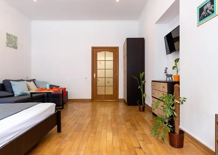 Apartment затишний відпочинок в центрі львова *